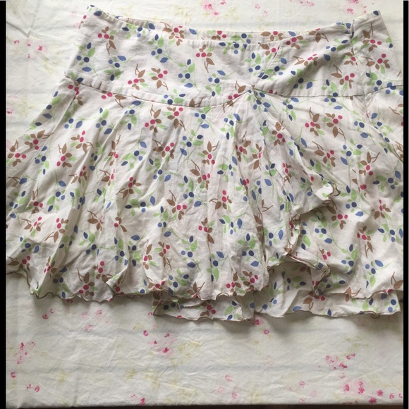 American Eagle Outfitters Dresses & Skirts - American Eagle Flower Print Skirt